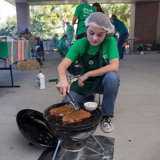 thumbnail for publication: Florida 4-H Tailgating Contest Handbook